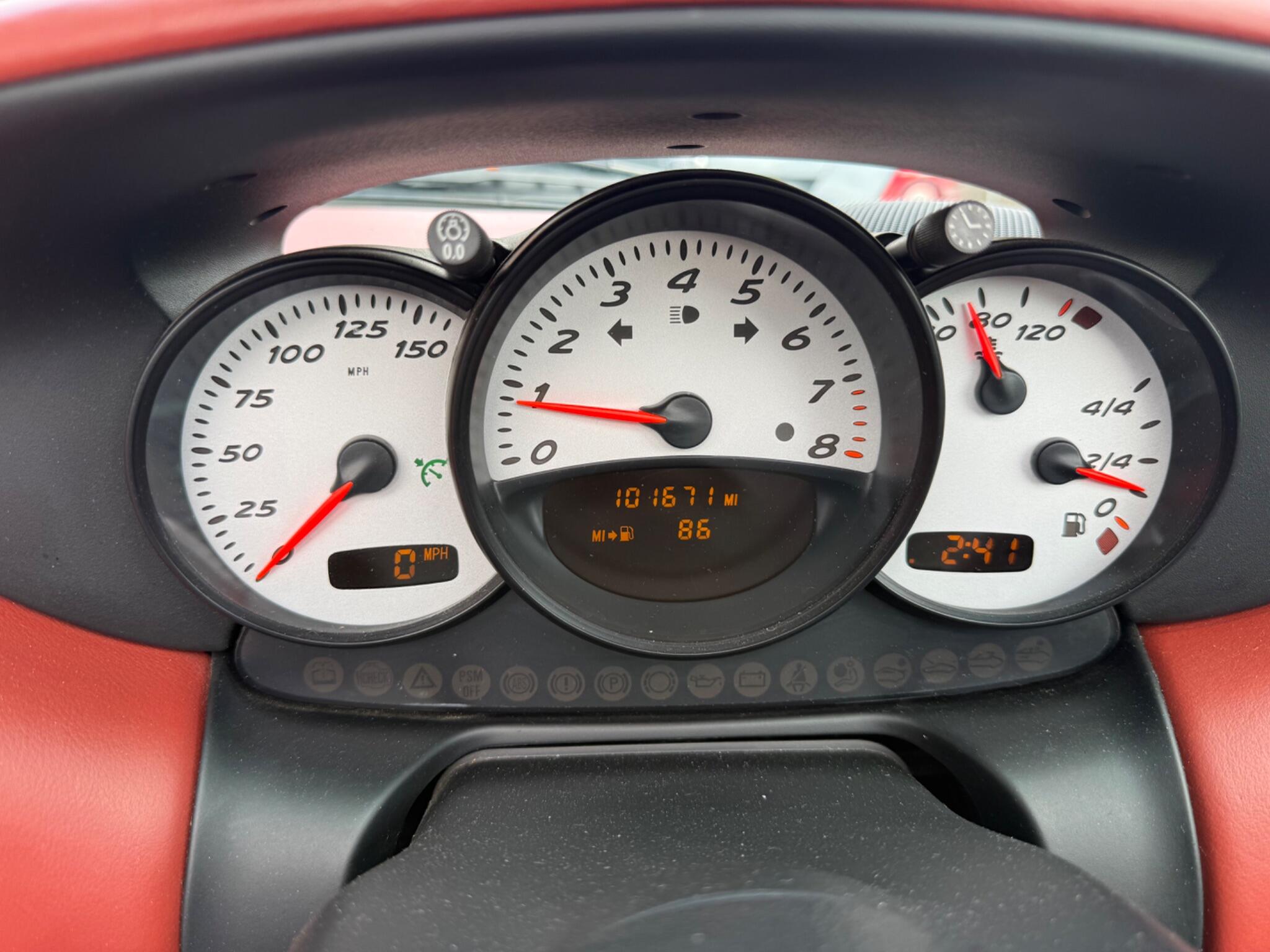 Porsche Boxster 2.7 986 2dr — photo 84 of 84